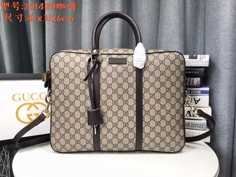 Gucci Handbags 672